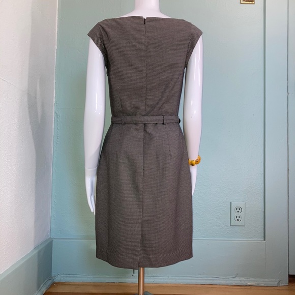 Banana Republic Dress with Belt 2 - Picture 6 of 6